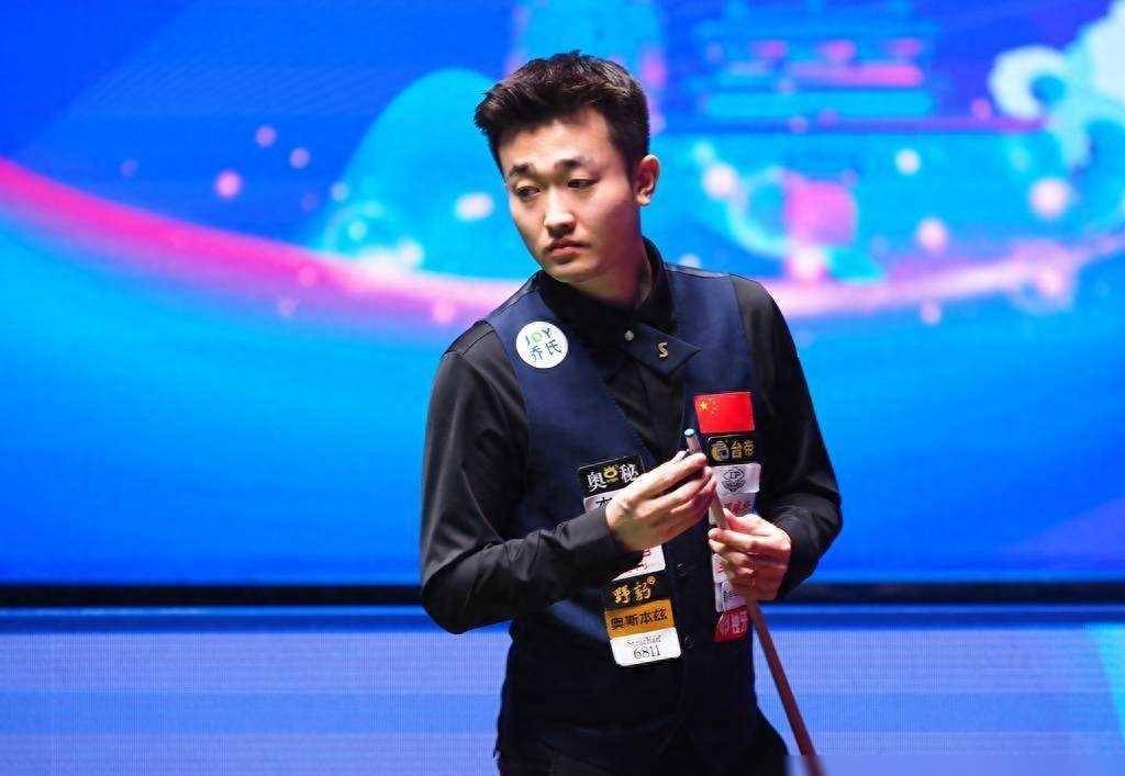 她的高大身 她的高大身